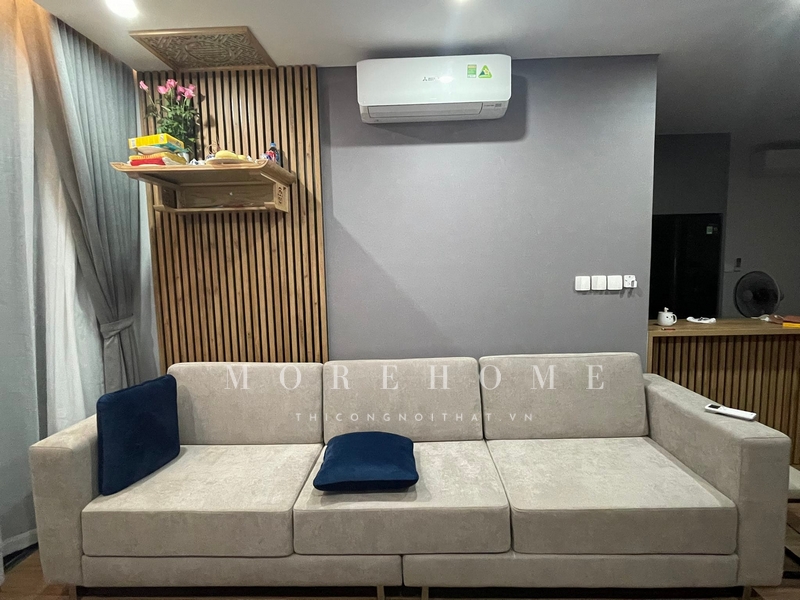 Việc thi công một chiếc sofa văng dài với bọc nỉ hiện đại để sử dụng thoải mái cho mục đích cá nhân.
